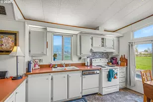 1199 N Terry St, Eugene, OR 97402 - Photo 7