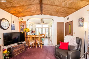 1199 N Terry St, Eugene, OR 97402 - Photo 9