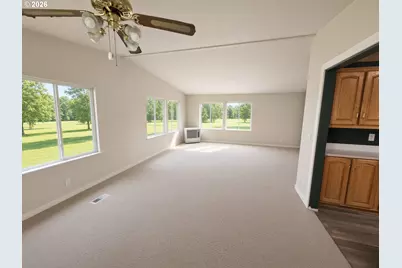 6320 Philpott Ln, Bonanza, OR 97623 - Photo 7