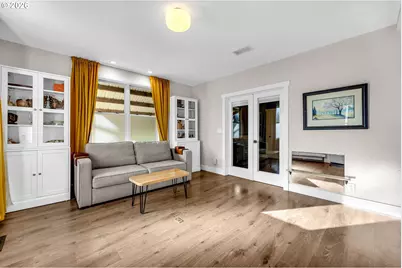 104 N Cook St, Ridgefield, WA 98642 - Photo 3