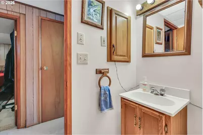10620 NE Holladay St, Portland, OR 97220 - Photo 29