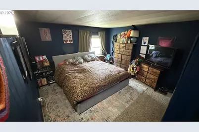 76251 Rainbow St #5, Oakridge, OR 97463 - Photo 13