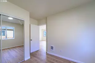 1324 F St, Springfield, OR 97477 - Photo 21