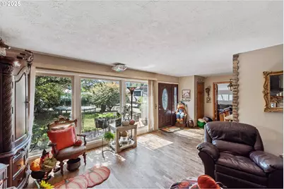 760 Oconnell St, North Bend, OR 97459 - Photo 7