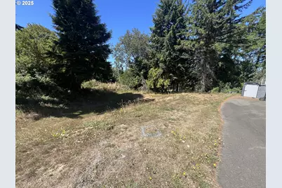 760 Oconnell St, North Bend, OR 97459 - Photo 33