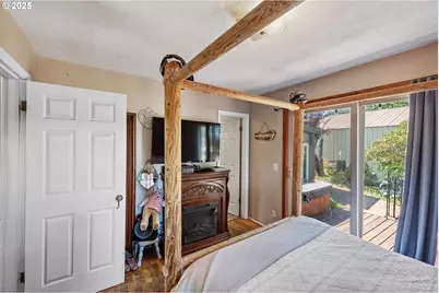760 Oconnell St, North Bend, OR 97459 - Photo 21