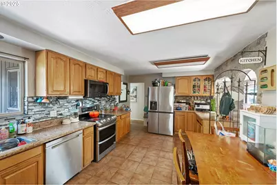 760 Oconnell St, North Bend, OR 97459 - Photo 13