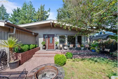 760 Oconnell St, North Bend, OR 97459 - Photo 5