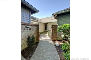 32150 SW Lake Dr, Wilsonville, OR 97070 - Photo 3