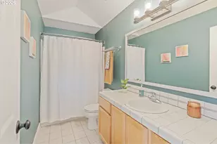 13335 SE Woodland Cir, Happy Valley, OR 97086 - Photo 19
