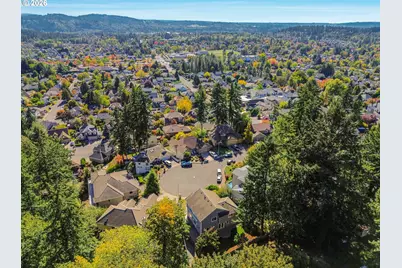 13335 SE Woodland Cir, Happy Valley, OR 97086 - Photo 33