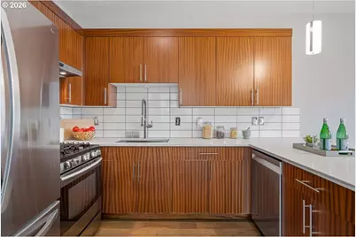 357 NE 75th Ave, Portland, OR 97213 - Photo 17