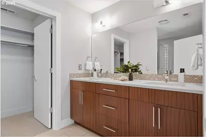 357 NE 75th Ave, Portland, OR 97213 - Photo 23