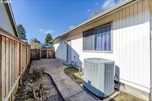 2939 Wolf Meadows Ln, Eugene, OR 97408 - Photo 45