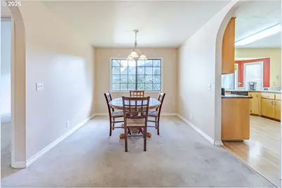 2939 Wolf Meadows Ln, Eugene, OR 97408 - Photo 11