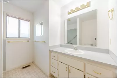 2939 Wolf Meadows Ln, Eugene, OR 97408 - Photo 31