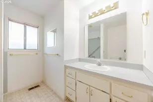 2939 Wolf Meadows Ln, Eugene, OR 97408 - Photo 31