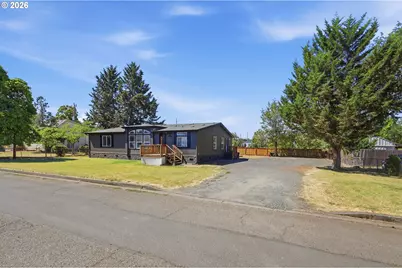 345 N 6th St, Harrisburg, OR 97446 - Photo 45