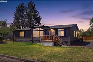 345 N 6th St, Harrisburg, OR 97446 - Photo 1