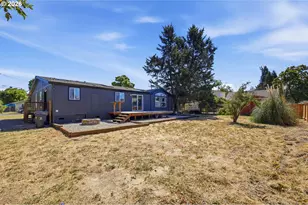 345 N 6th St, Harrisburg, OR 97446 - Photo 37