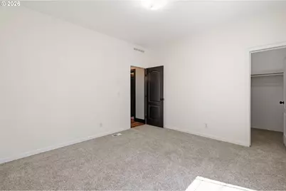 345 N 6th St, Harrisburg, OR 97446 - Photo 31