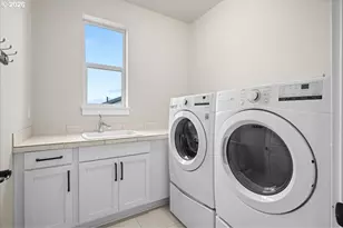 6114 NW Olympic St, Camas, WA 98607 - Photo 35