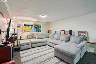 16660 SE Valley View Rd, Milwaukie, OR 97267 - Photo 19