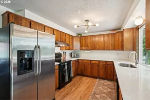 16660 SE Valley View Rd, Milwaukie, OR 97267 - Photo 7