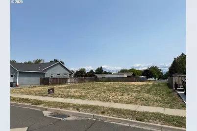 10913 Kristin Way, Island City, OR 97850 - Photo 1