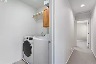 798 NE 72nd Ave, Hillsboro, OR 97124 - Photo 31