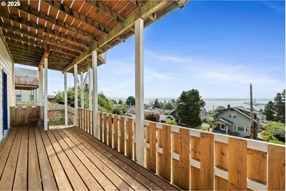 416 Chinook Ave, Astoria, OR 97103 - Photo 27
