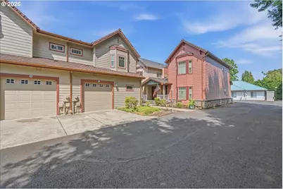 2025 Elm St #4A, Forest Grove, OR 97116 - Photo 3