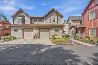 2025 Elm St #4A, Forest Grove, OR 97116 - Photo 3