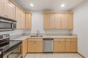 2025 Elm St, Forest Grove, OR 97116 - Photo 13