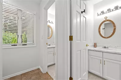 3625 SW 60th Pl, Portland, OR 97221 - Photo 35