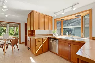 4730 SE 77th Ave, Portland, OR 97206 - Photo 11