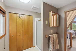 65578 E Bay Rd, North Bend, OR 97459 - Photo 17