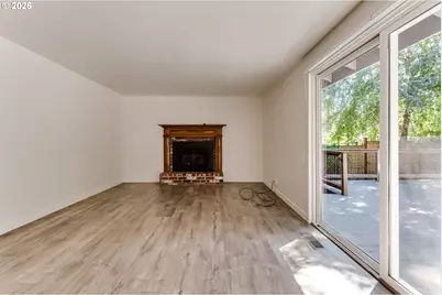 594 Empress Ave, Eugene, OR 97405 - Photo 9