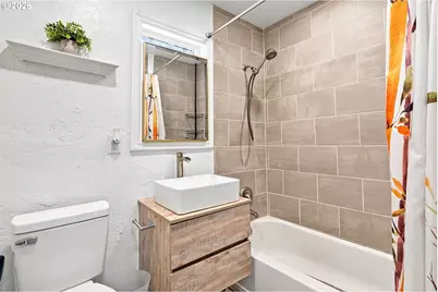 1572 W Broadway, Eugene, OR 97402 - Photo 15