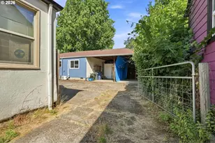 1572 W Broadway, Eugene, OR 97402 - Photo 21