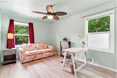 1572 W Broadway, Eugene, OR 97402 - Photo 11