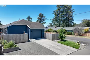 825 25th Ave, Seaside, OR 97138 - Photo 3