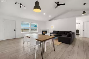 825 25th Ave, Seaside, OR 97138 - Photo 15