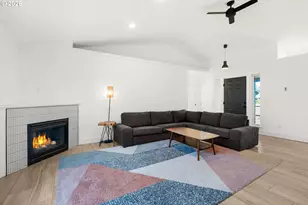 825 25th Ave, Seaside, OR 97138 - Photo 11