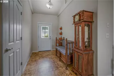 1231 SW 3rd Ave, Mill City, OR 97360 - Photo 7