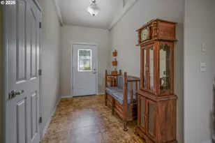 1231 SW 3rd Ave, Mill City, OR 97360 - Photo 7