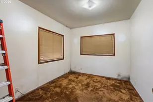 1378 B St, Springfield, OR 97477 - Photo 7