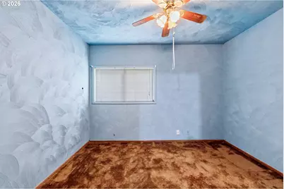 1378 B St, Springfield, OR 97477 - Photo 11