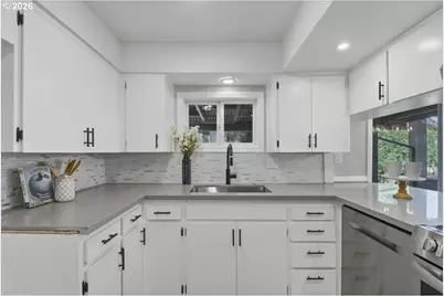 270 Miller St S, Salem, OR 97302 - Photo 15