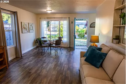 7421 SE Martins St, Portland, OR 97206 - Photo 5
